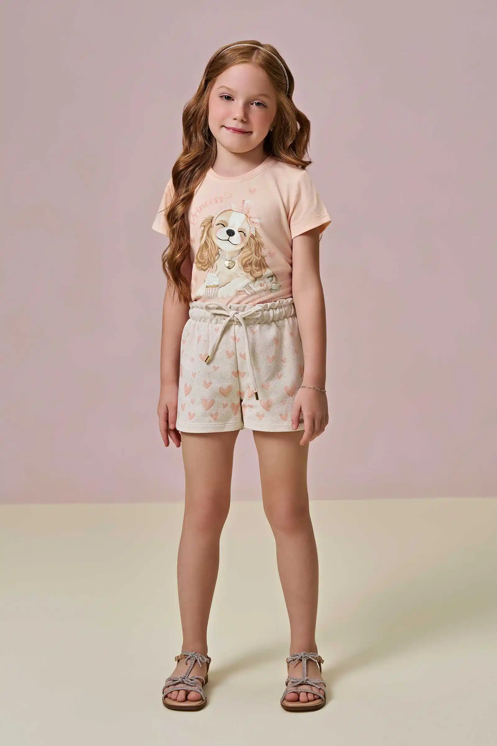 Conjunto com cachorrinho de Blusa em Meia Malha e Shorts em Moletom Linho sem Pelúcia