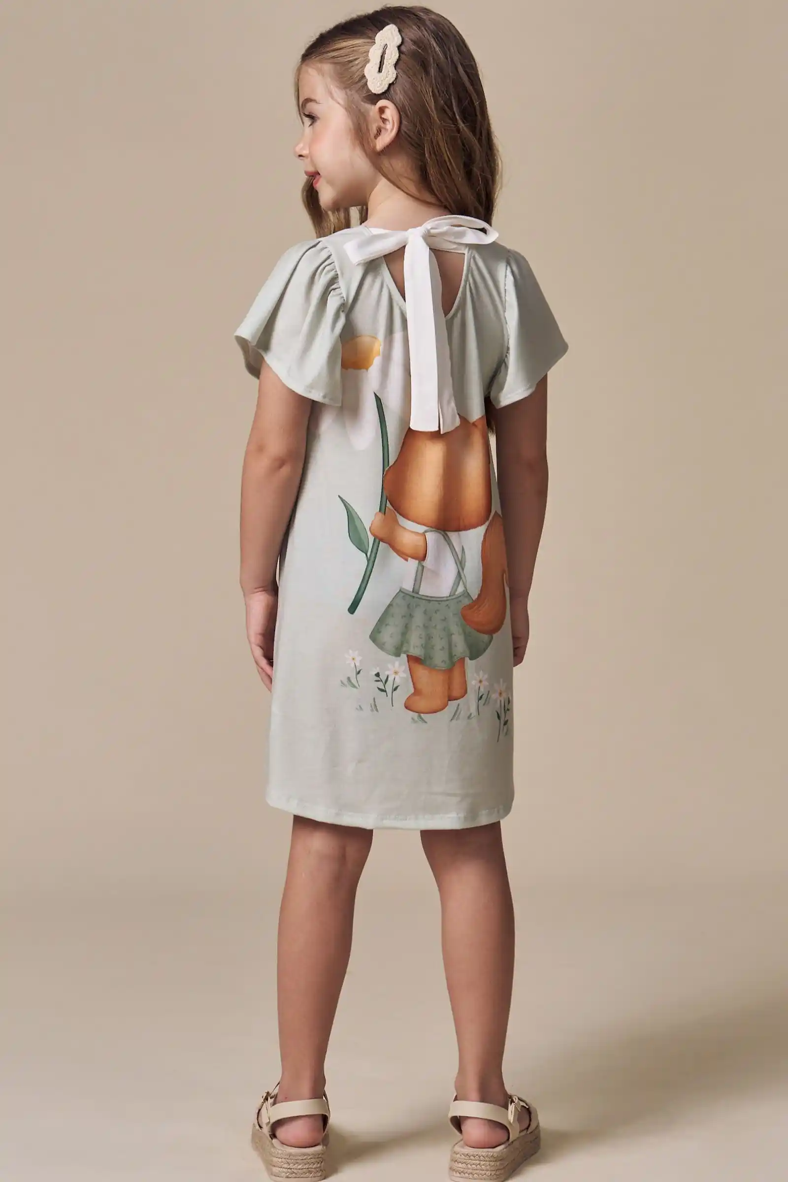 VESTIDO RAPOSINHA COM FLOR VERDE ABACATE Pequenalau