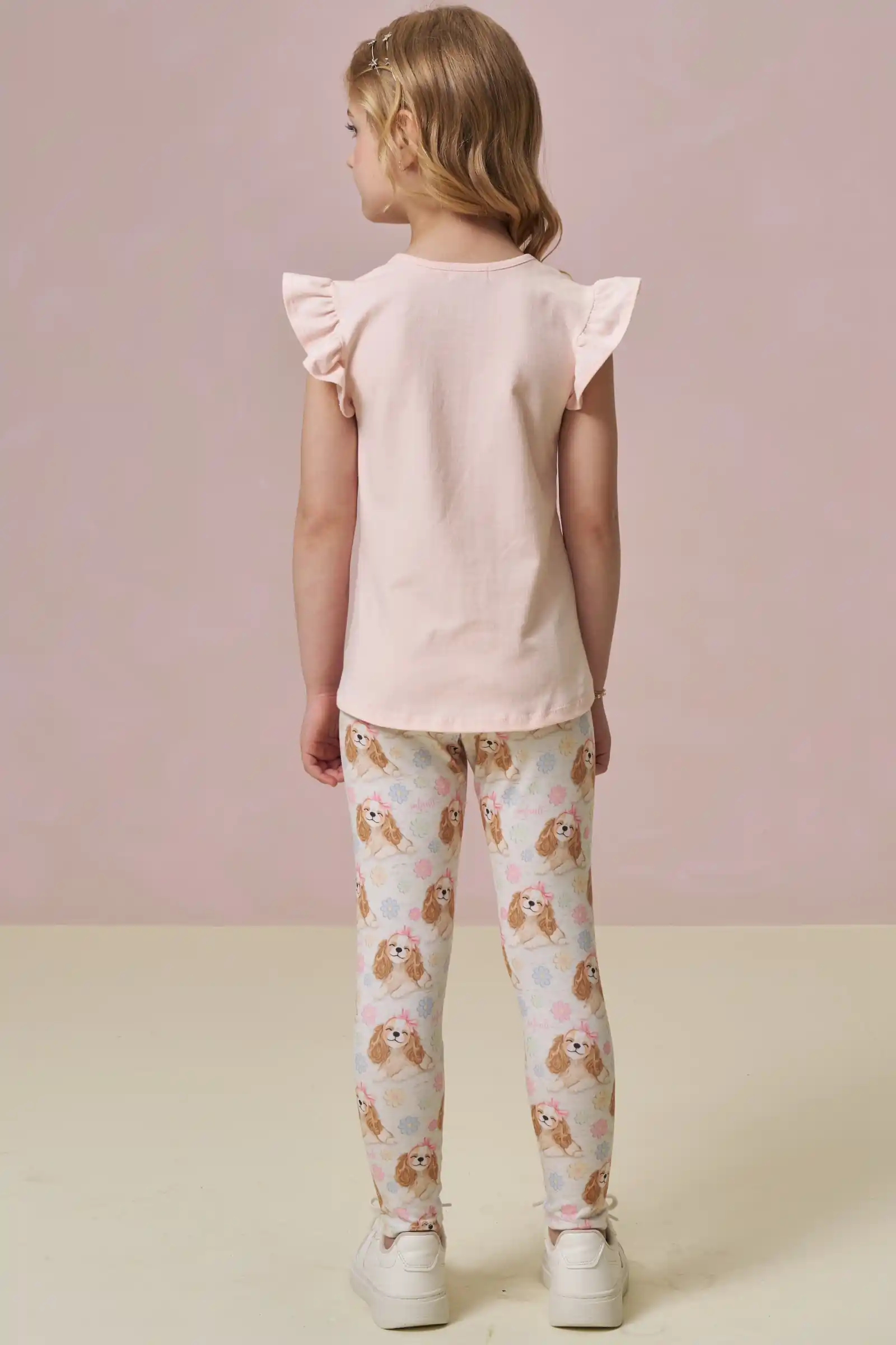 CONJUNTO DE CALÇA ROSA CLARO COM CACHORRO Pequenalau